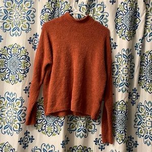 Women’s long sleeve top